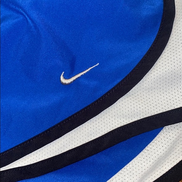 Women’s Nike Shorts - Picture 4 of 4